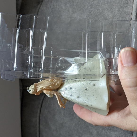 HALLMARK Christmas Ornament Barbie Celebration 2001 Holiday Party Vtg Fancy - Picture 3 of 7